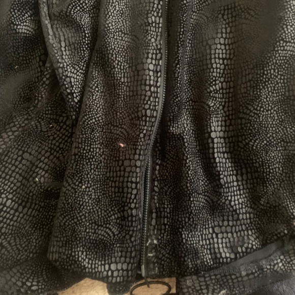 Betsy Johnson collection jacket - Picture 6 of 6